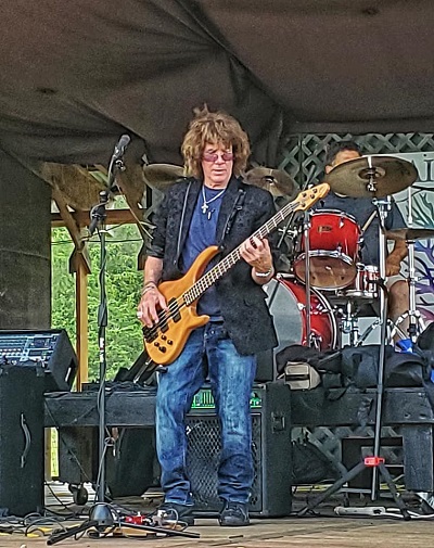 Bassist Jimmy Brogan